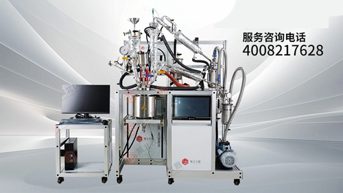 PET 聚酯反應(yīng)釜：聚酯材料生產(chǎn)的核心設(shè)備